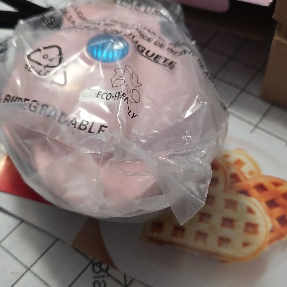 Compact Pink Waffle Maker, Mini Heart Maker, Dash, NIB